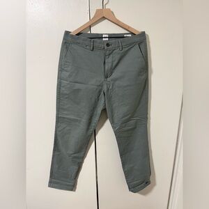 GAP Men's Chino Pants in Slate Green